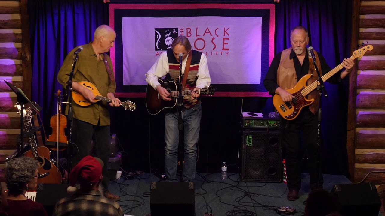 Guarda The Rifters perform “Freight Train” at The Black Rose Acoustic Society su YouTube Guarda The Rifters perform “Freight Train” at The Black Rose Acoustic Society su YouTube