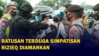 Polisi Amankan Ratusan Orang di Depan PN Jakarta Timur Jelang Vonis Rizieq Shihab
