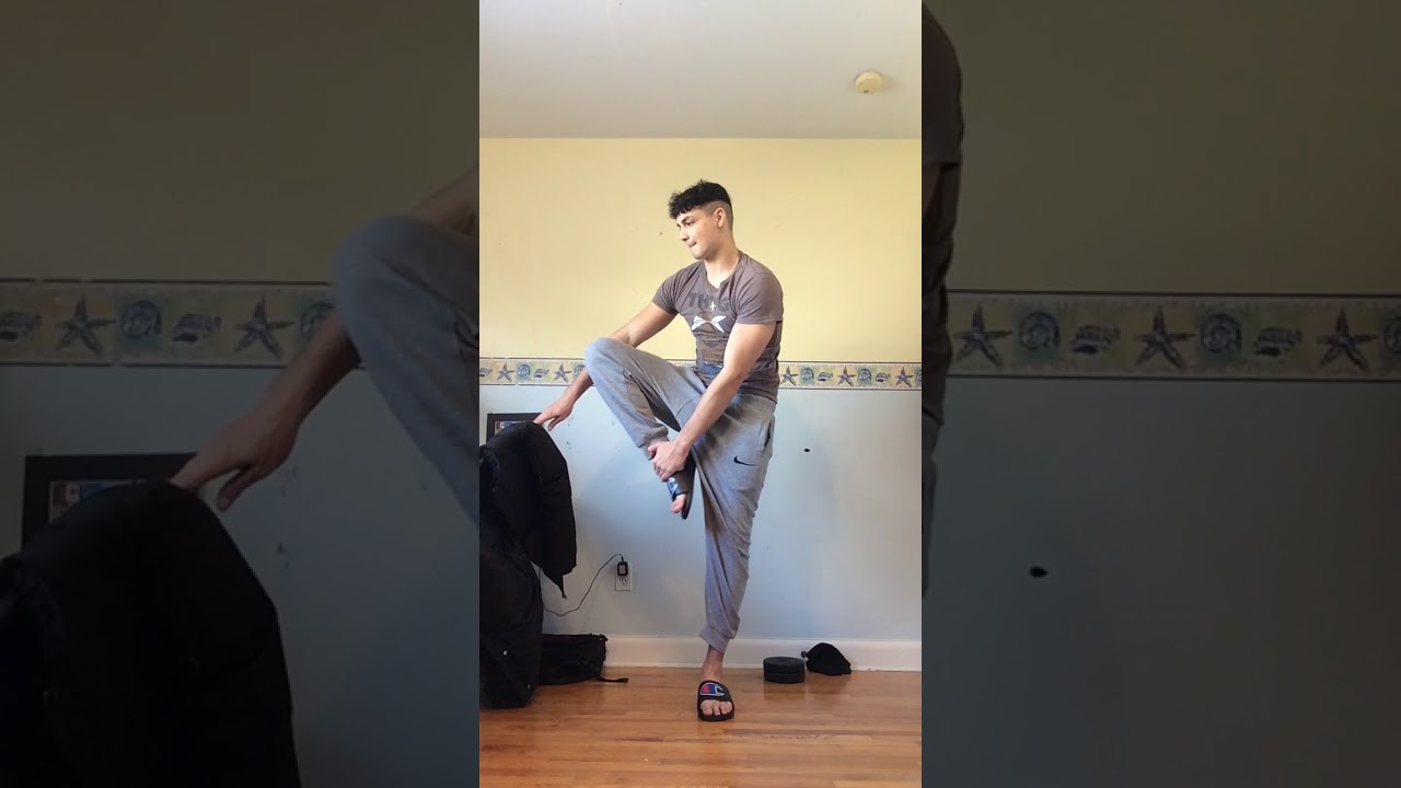 Woodley, Philip yoga 3