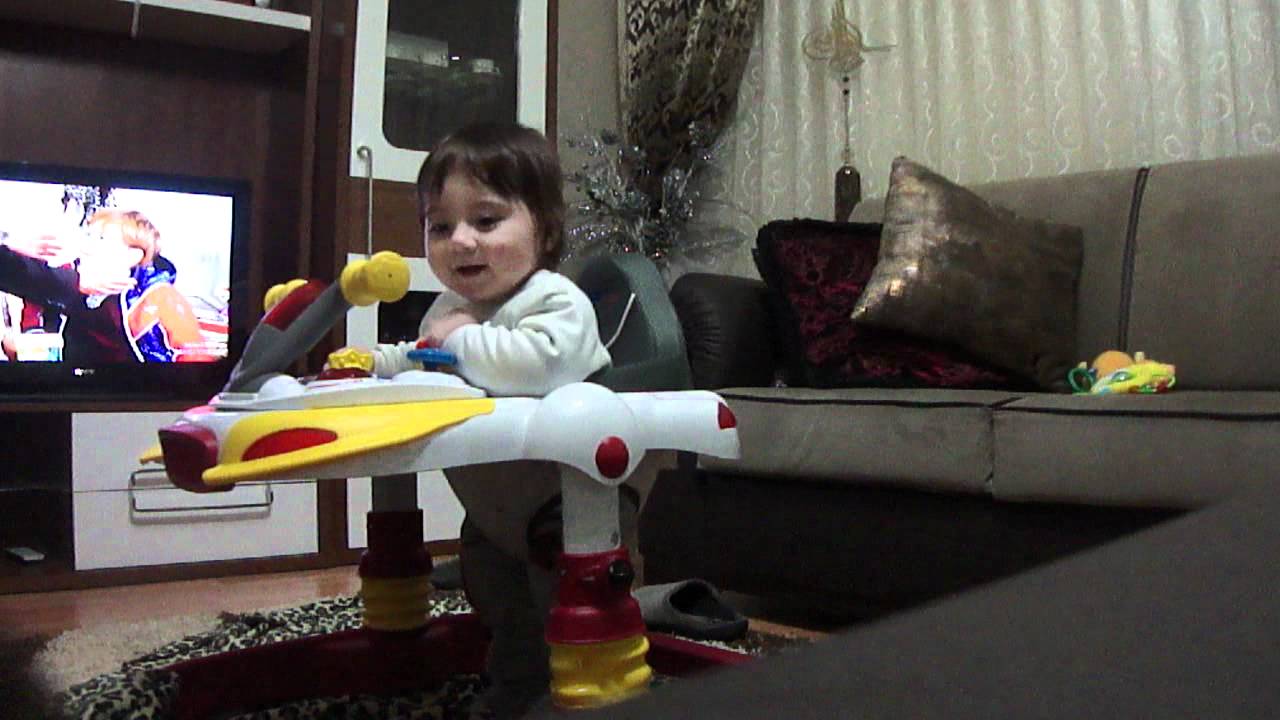 en güzel bebek gülme sesi ömer bilalim) 2011 YouTube