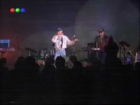 fragment reportażu z Gali Disco Polo w Łodzi 1994