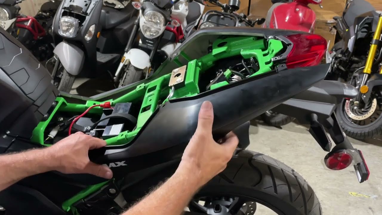 X22R MAX 250cc Motorcycle | Air Box (H6-70145)