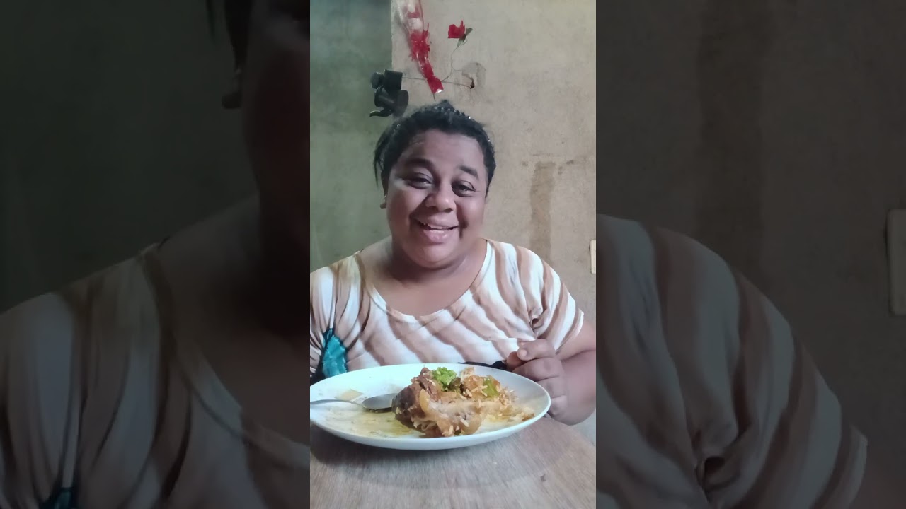 Adivinha o que eu vou comer hoje se inscreve no canal brigado