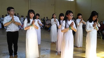 Múa " Đất nước lời ru " - 10a11