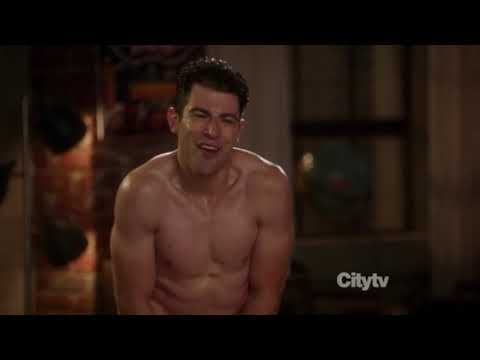 Schmidt Walks Naked In Front Of Cece And Jess | New Girl