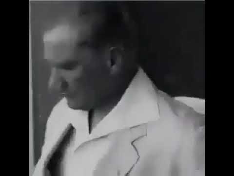 Atatürk Sigara İçerken(Sigara içmek en çok sana yakışıyor ATAM)