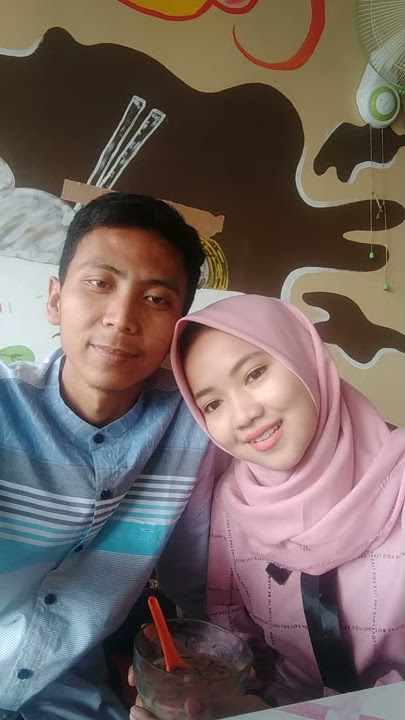 PRANK wik wik sama PACAR DI CAFE~~|