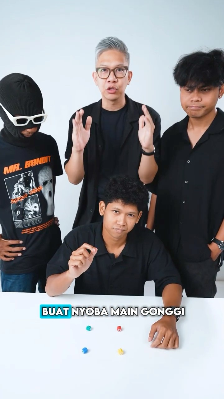 TANTANG MEREKA MAIN LEMPAR TANGKAP GONGGI SQUID GAME!!