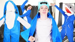 WE CAUGHT OUR BROTHER DOING THE BABY SHARK DANCE *Embarrassing* screenshot 3