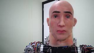İnsansı Robot Akıncı 4 Yeni Yüzü Ve Arttırılmış Hareket Kabiliyeti Ile Geliştirilmeye Devam Ediyor