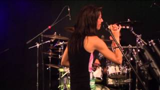 Crash In Clouds Live At BRfm Radio/TV