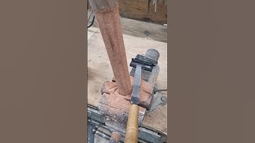 Carving an octagonal hammer handle #sledgehammer #octagon #woodworking #octagonal #handmade #tools