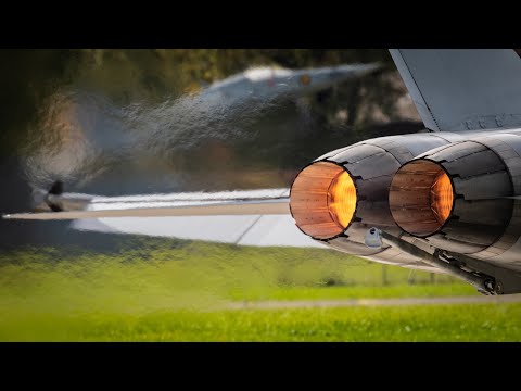 Spectacular F/A-18 Hornet Afterburner Take off in Wet Conditions [4K]