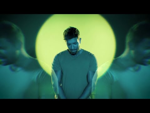 Pablo Alborán - Hablemos de amor (Lyric Video Oficial)