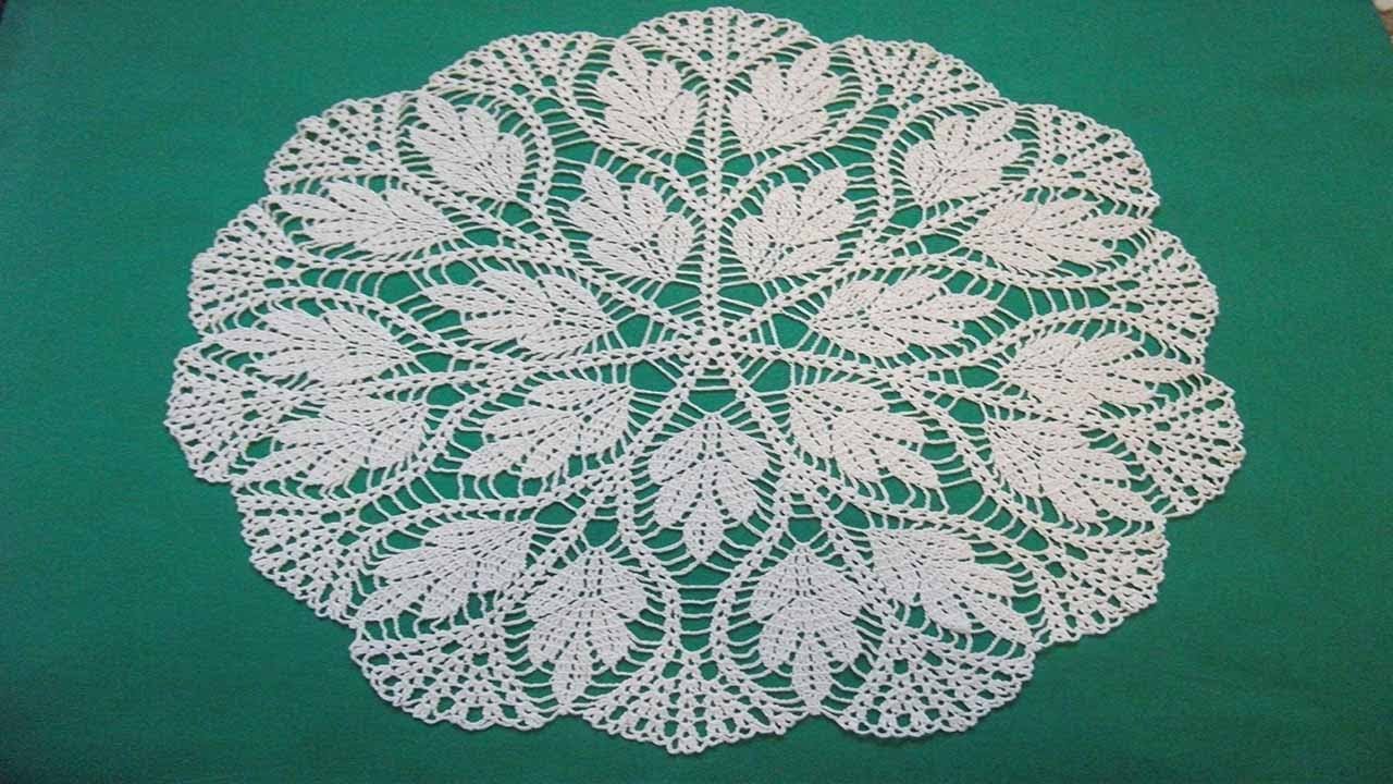 Салфетки крючком часть 4. МК салфетка Doily. Салфетка Doily крючком. Дубовые листья салфетка крючком. Салфетка дубовые листочки.