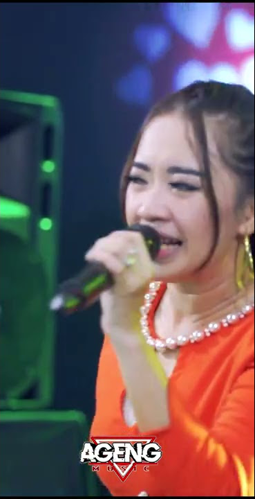 Cak Met terbawa suasana, Kaki sampai naik GENDANG | Dagang Pindang - Rena KDI #shorts