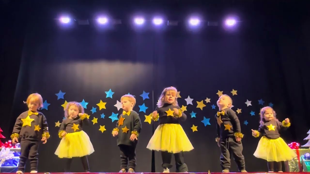 Festival de Navidad 2024. Aula de 2 años, “El villancico del estornudo”