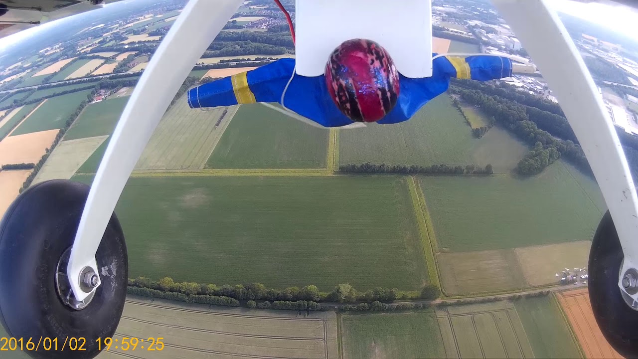 RC Fallschirmspringer unter Pichler Joker