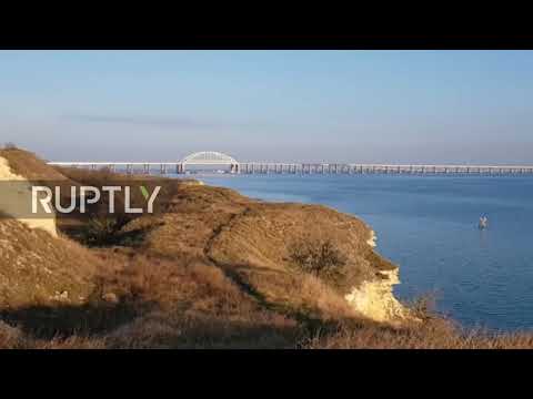 Russia: Kerch Strait closed after Ukrainian vessels violate Russian waters