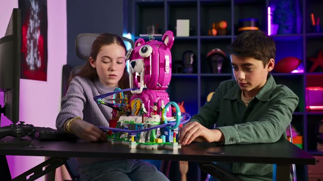 LEGO Fortnite Rave Cave Construction Set 77082 - YouTube