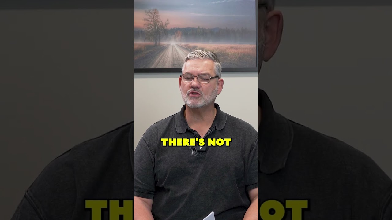 5 acres, 1,560 sq ft, and a 30x40 shop!🏡