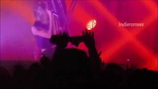 MO "Fire/Lean on"  (2018-2-18. SANTA CRUZ) Live MØ
