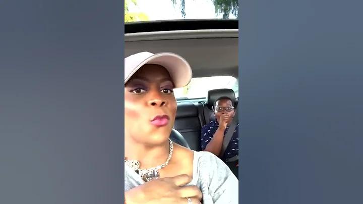 Kid Gets Caught Flipping Off His Mom #Hilarious 🖕🏿 - DayDayNews