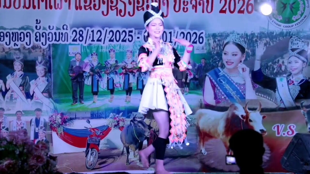 Saib​ cov​ tub​ ntxhais​ lawv​ lub​ peev xwm.​