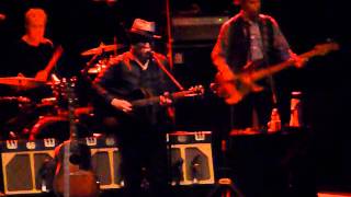 Elvis Costello &amp; The Imposters - A Slow Drag With Josephine @Circo Teatro Price, Madrid 27/07/2013