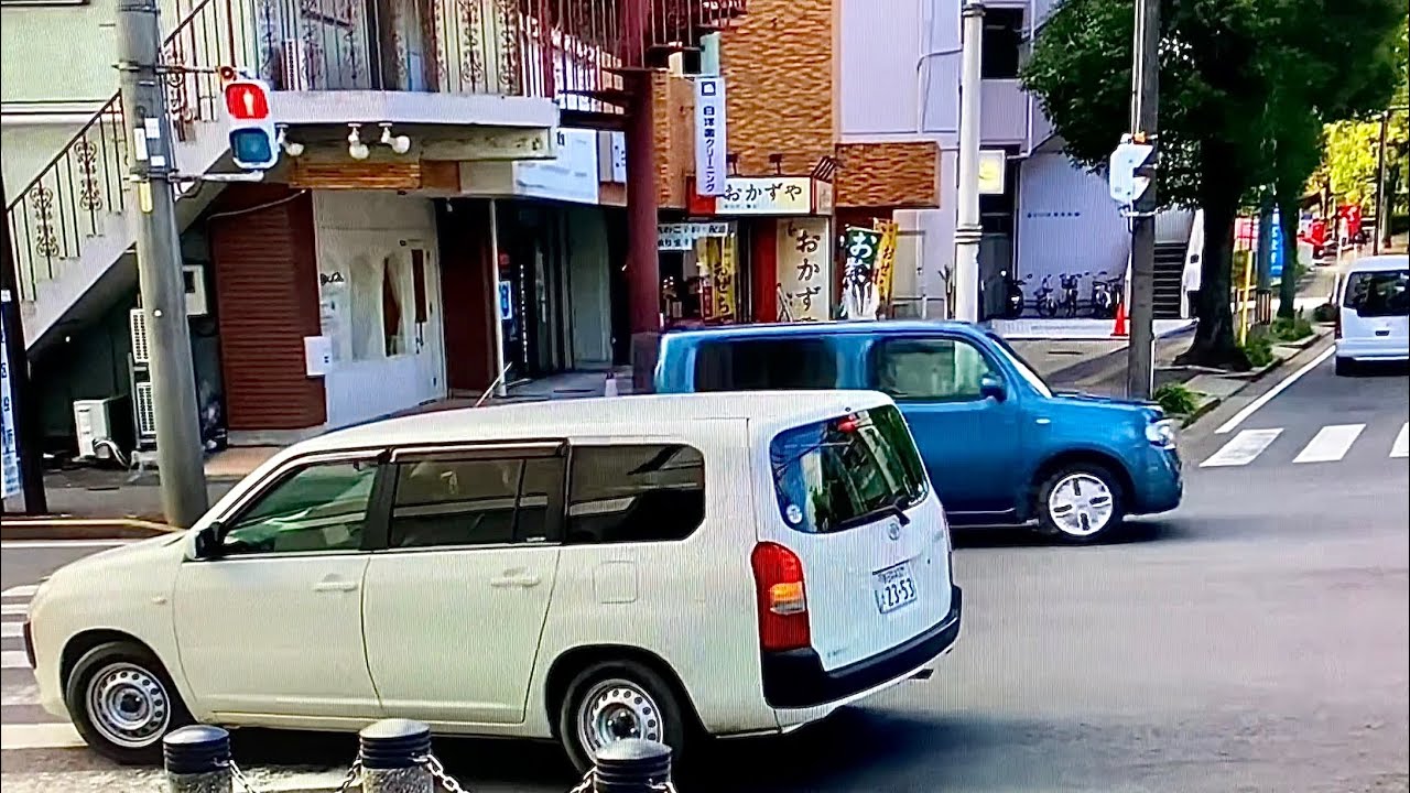 Walk in Nagoya This is a neighborhood in Meito ward house, Japan Car