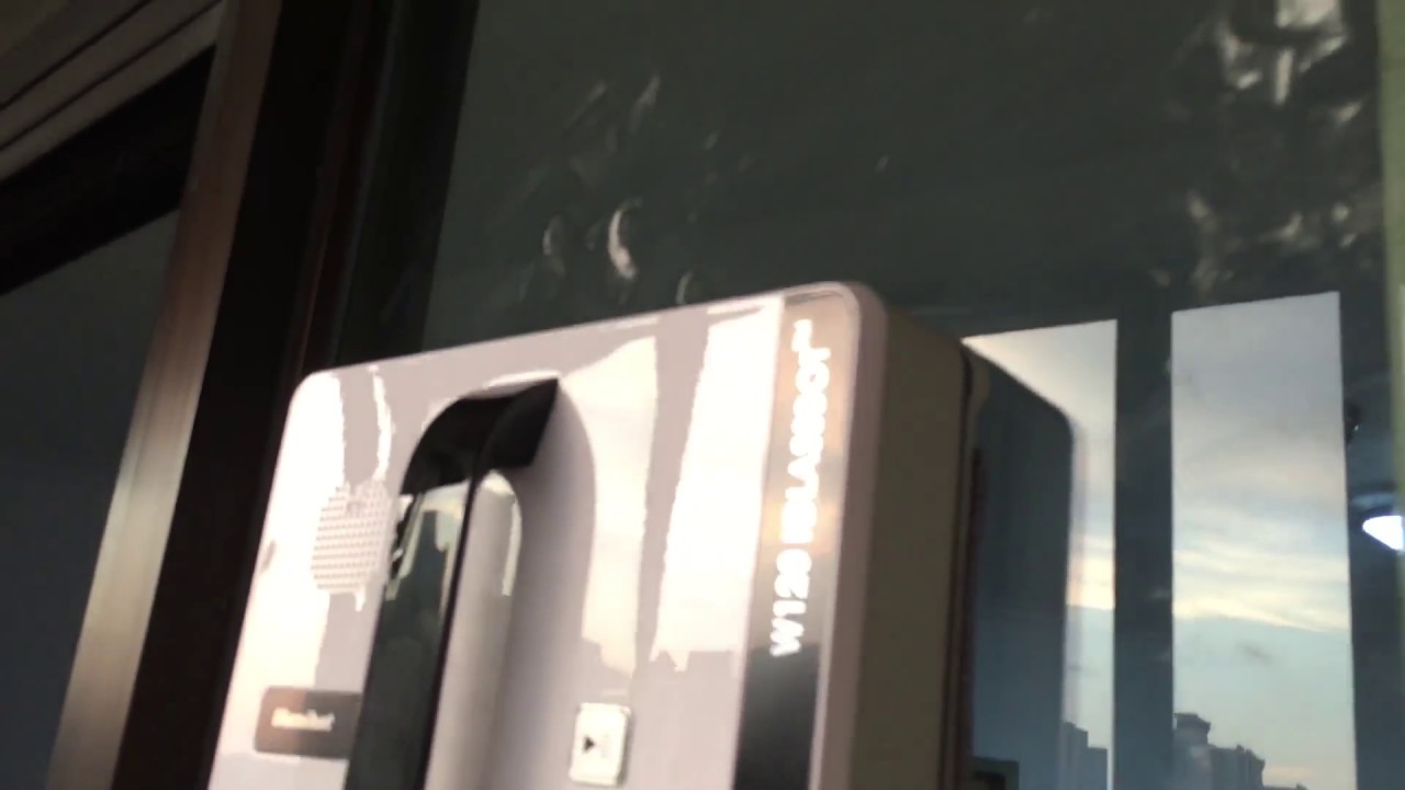 Mamibot w120 iglassbot robot window cleaner test cleaning glass automatically and efficiently
