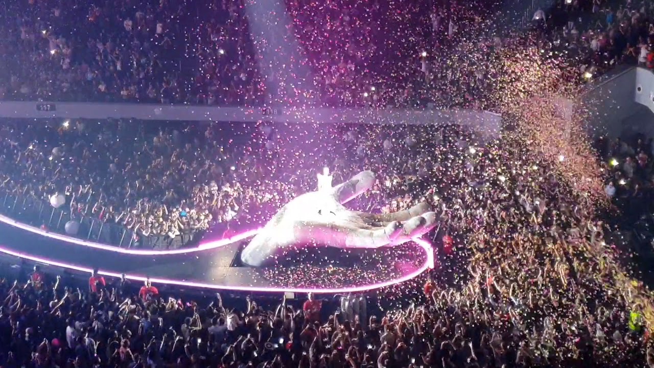 Firework - Katy Perry Live in Manila, MOA Arena, April 2 2018