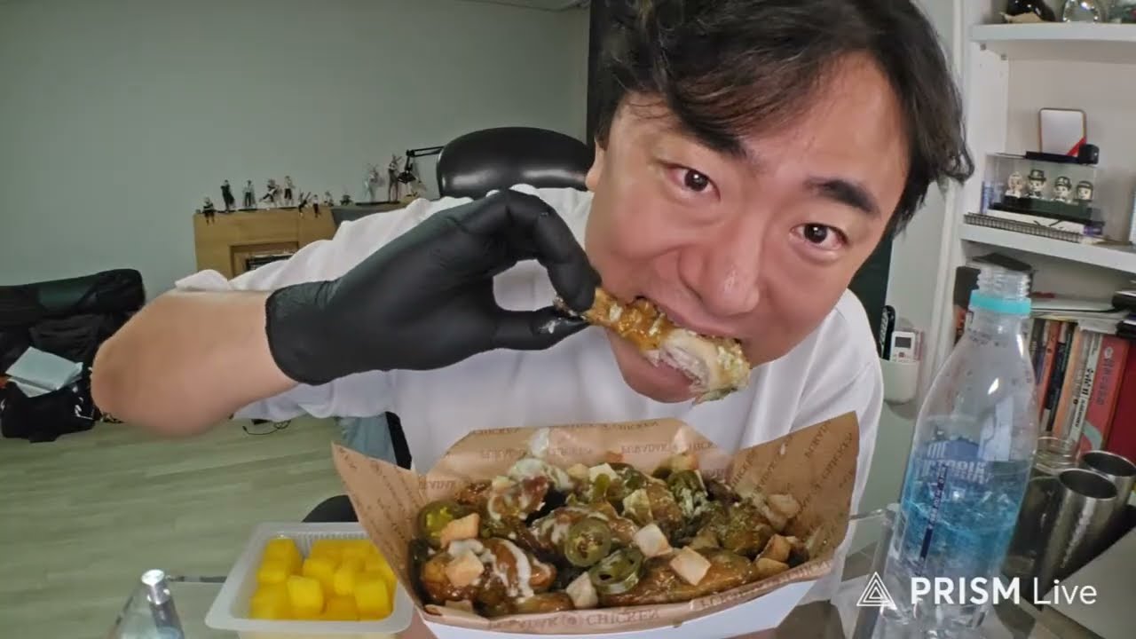 [먹방] 푸라닭 신메뉴 마요피뇨 by 안성재