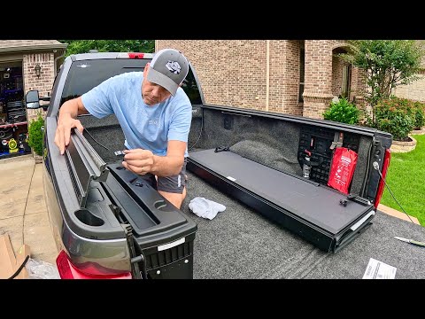 More F250 MODS!!  Undercover Swing Case and BakFlip MXT Tonneau Cover Install.