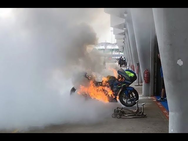 Tsuda's GSX-RR in flames!, 2022 #JapaneseGP