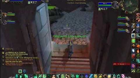 Mistweaver Monk, Rogue, Ret Paladin vs  Three Ret Paladins