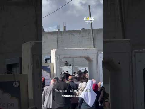 من معانة الفلسطيين كل جمعة على حاجز قلنديا عودة فلسطين القدس