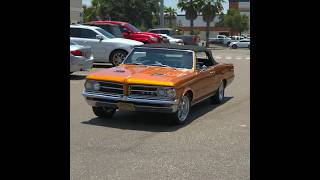 1964 Pontiac GTO Tri Power 4 Speed Classic Car Exhaust Sound Driving By at the Car Show Cruise In