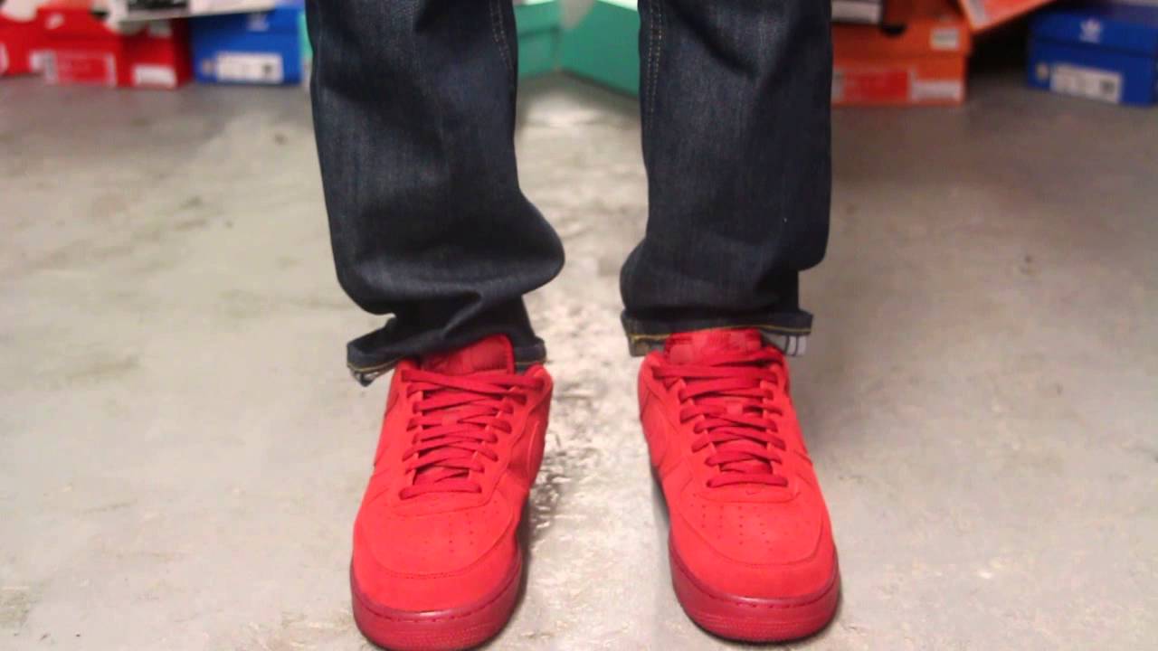 all red air force 1 on feet