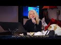 Christina aguilera performs can you feel the love tonight  the disney family singalong