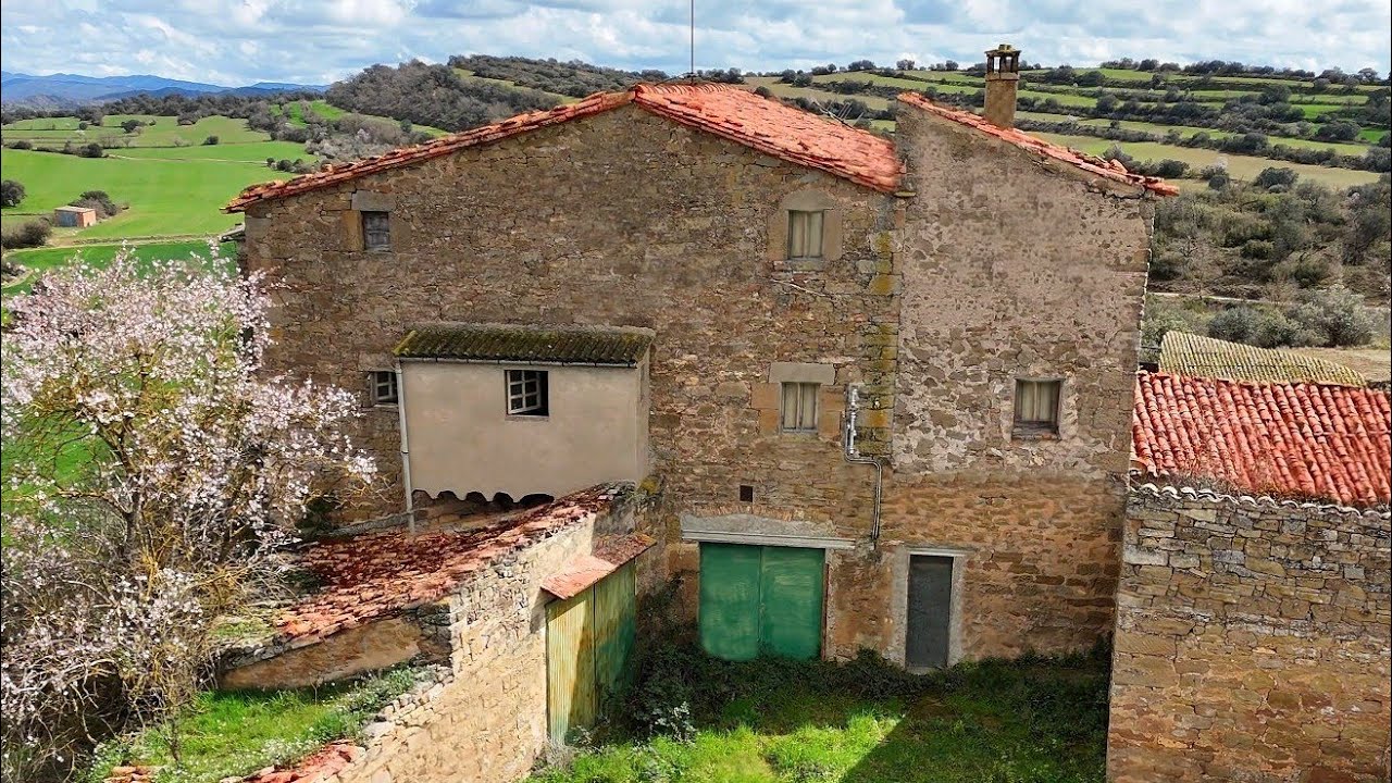 DEJARON DINERO Y RECUERDOS en CASA ABANDONADA - EMIGRÓ la FAMILIA | Sitios Abandonados y URBEX