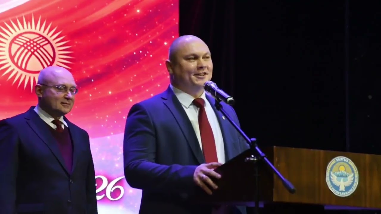 Концертная программа от Русского дома в Оше_ О чем поют 8 марта_ И.Воронцов