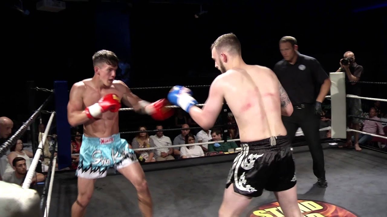 Andy MacKay vs Dylan Van Oortmerson