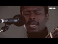 Bongeziwe Mabandla, « Zange » | Live Néo Géo