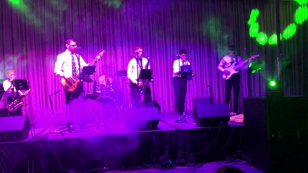 Avraham Fried's Hofachta played live by Rock Mishpacha