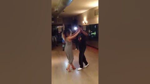 Joseph Medina and Britnee Rodriguez teaching at Salsa Salsa Dance Studio- Salsa Turn Pattern
