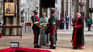 Tinubu First Lady Pay Tribute To Unknown Warrior At Westminster Abbey