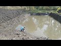 Копаем пруд мини экскаватором. Наполняем водой. #Пруд #DIY #Pond