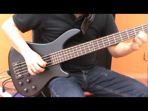 Bajo Eagle 5 V strings cuerdas - YouTube