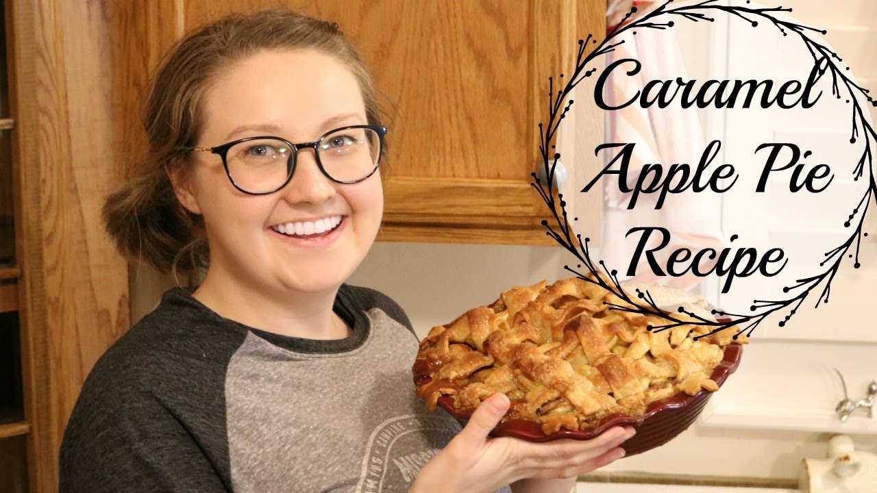 Caramel Apple Pie Recipe || Bake With Me